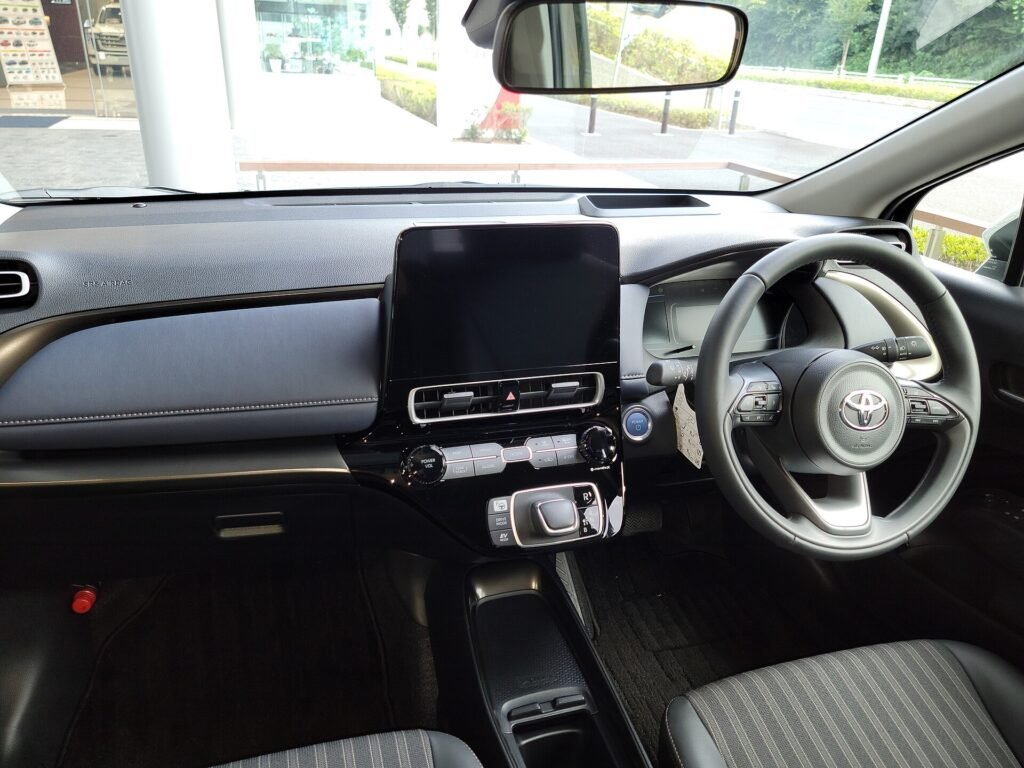 Toyota Aqua photo