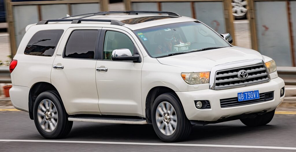 Toyota Sequoia photo