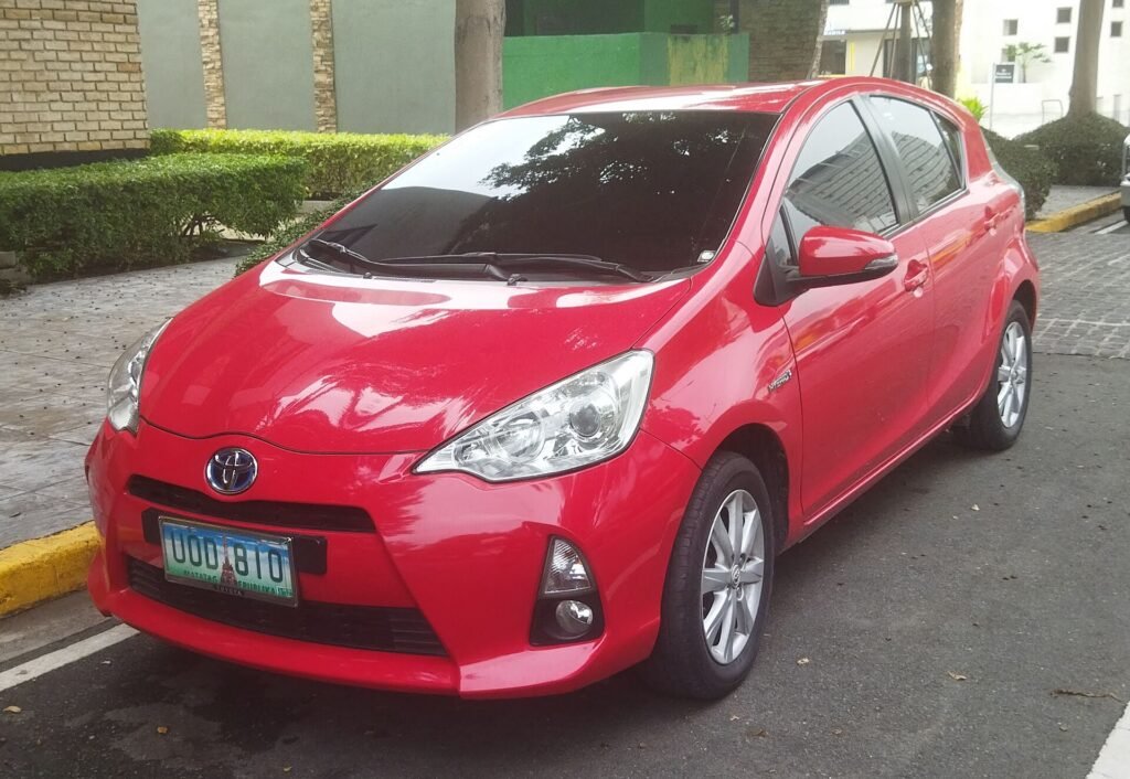 Toyota Prius C photo