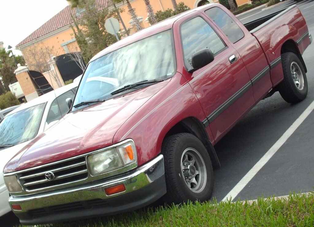 Toyota T100 photo