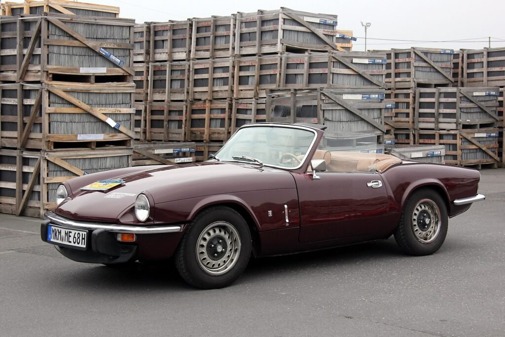 Triumph Spitfire 1500 photo