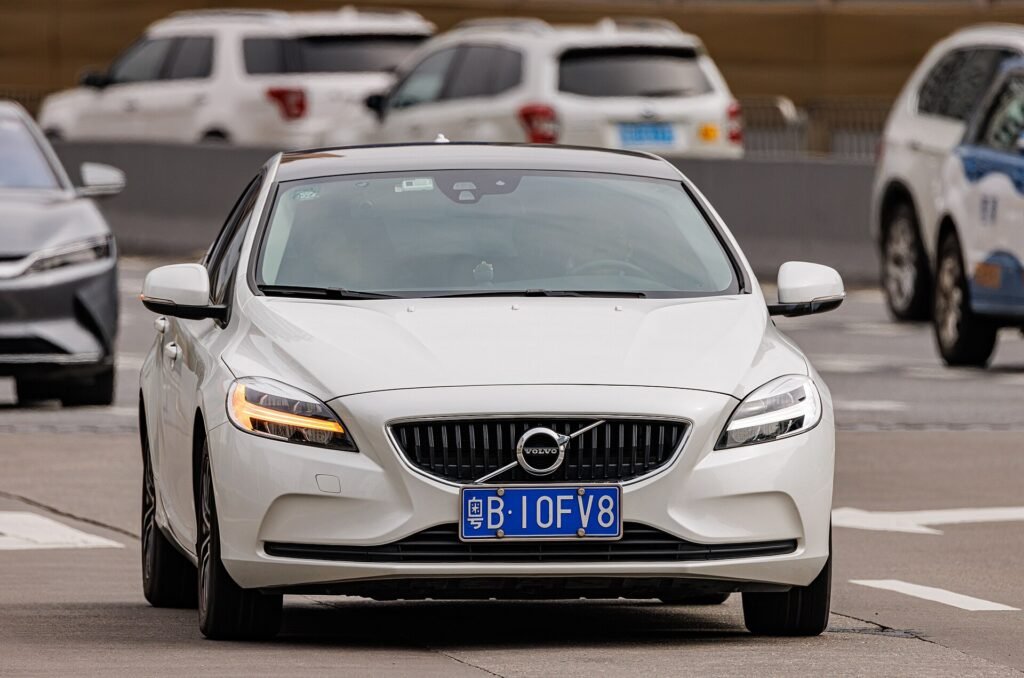 Volvo V40 photo
