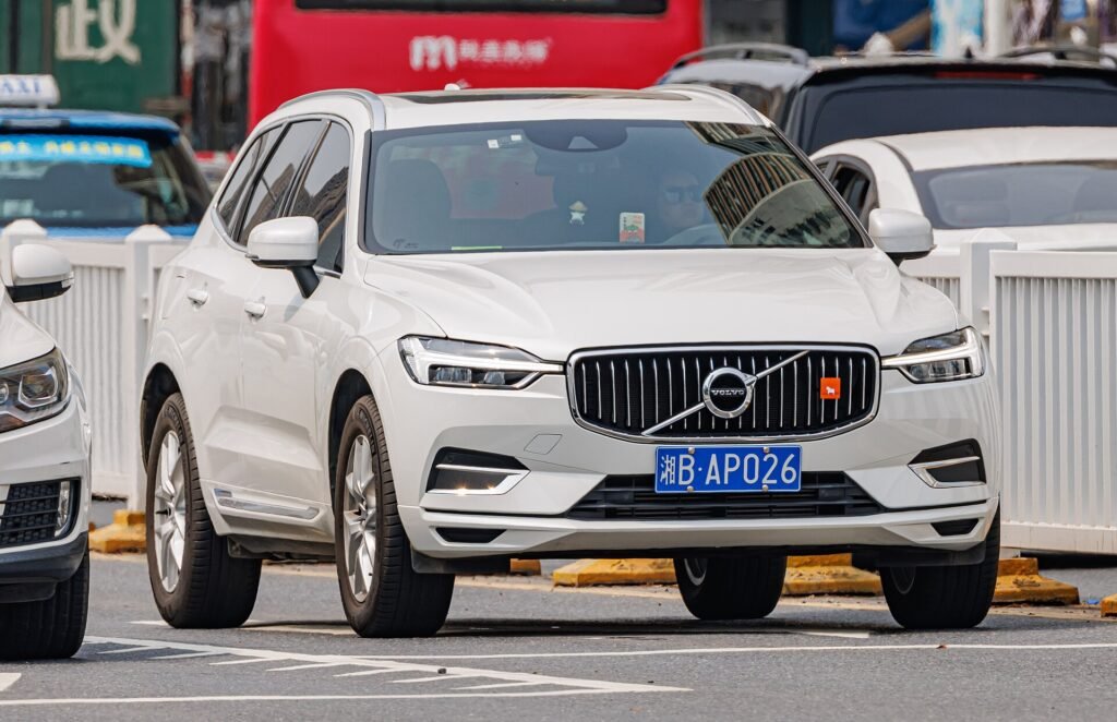 Volvo XC60 photo