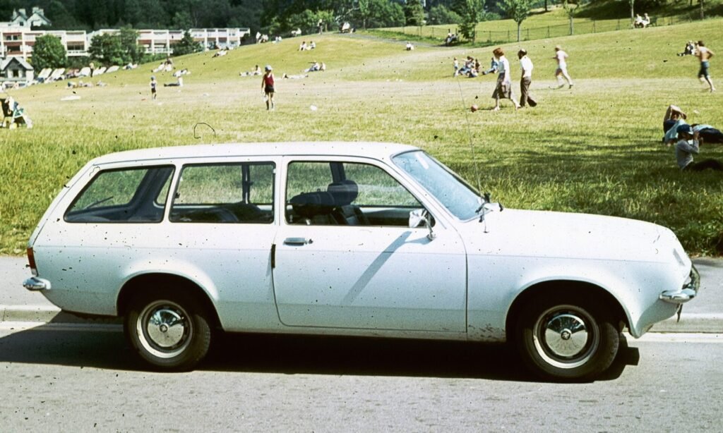 Vauxhall Chevette photo