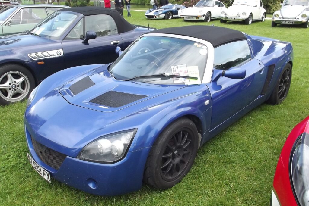 Vauxhall VX220 photo