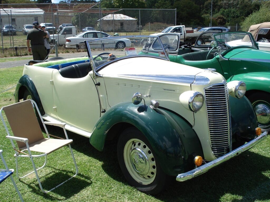 Vauxhall Wyvern photo