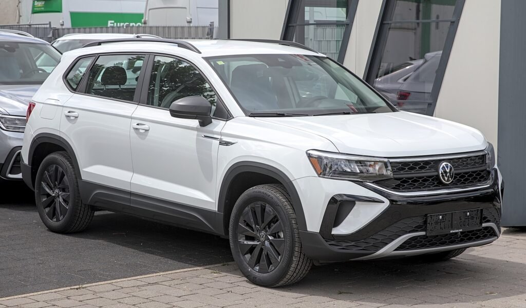 Volkswagen Taos photo