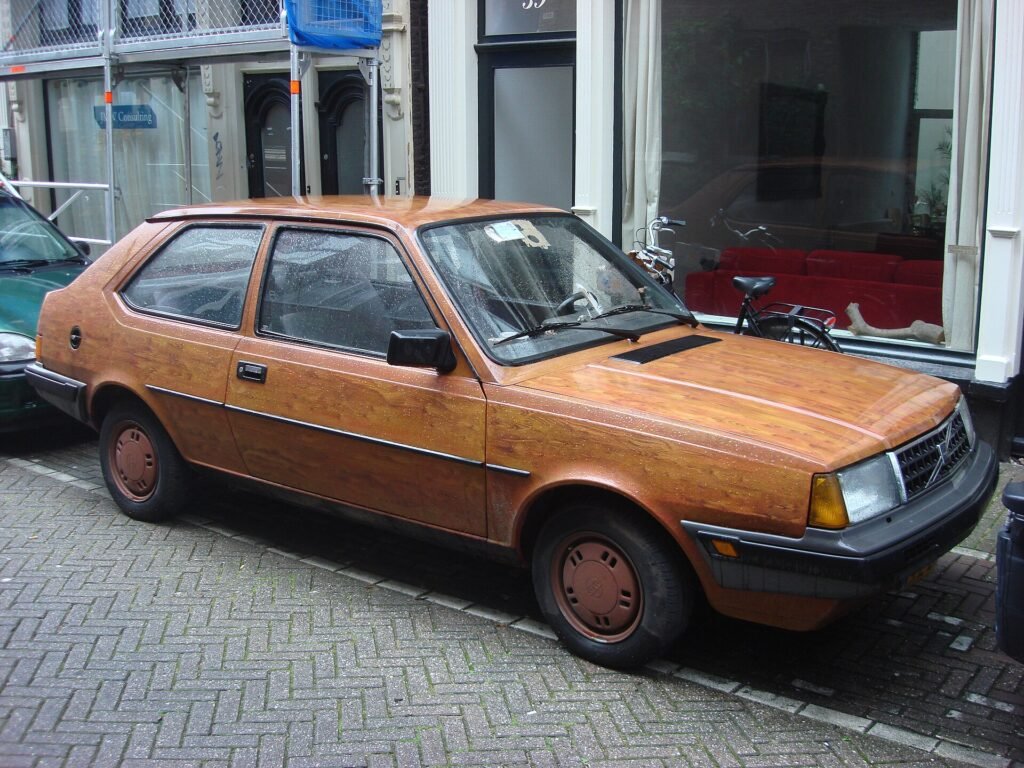 Volvo 345 photo