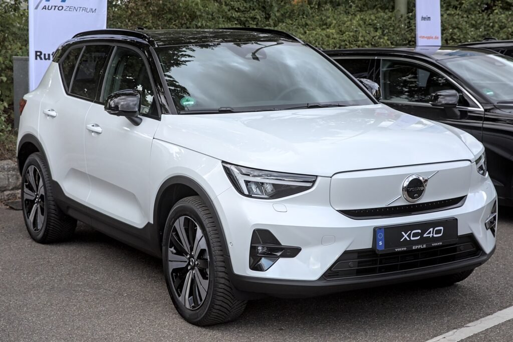 Volvo XC40 photo