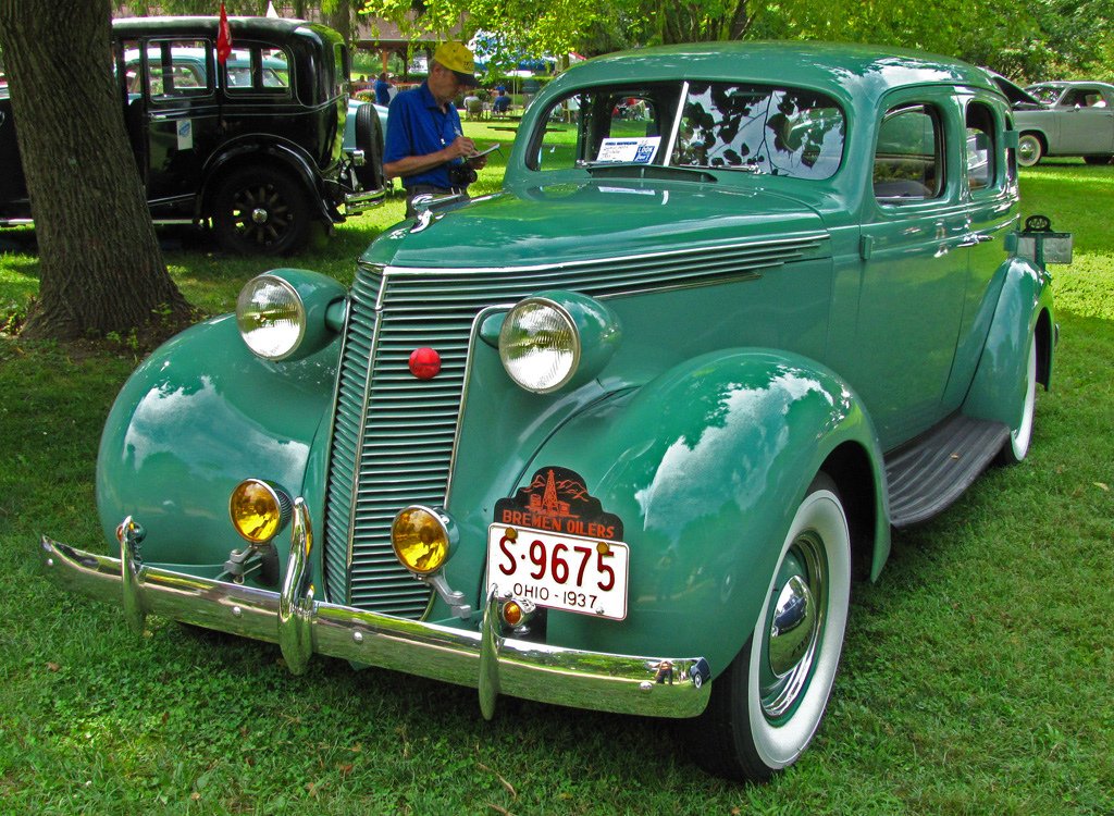 Studebaker Dictator photo