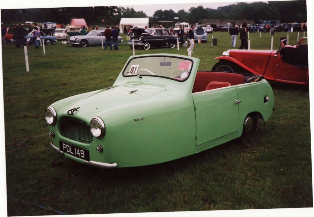 Reliant Regal photo