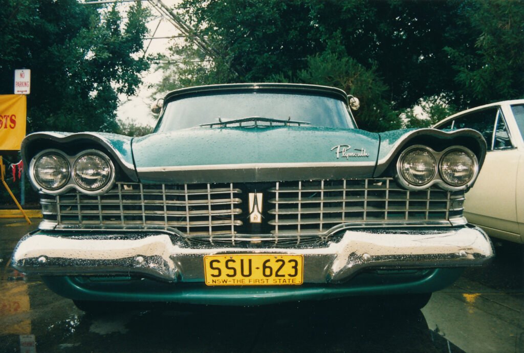 Plymouth Suburban photo