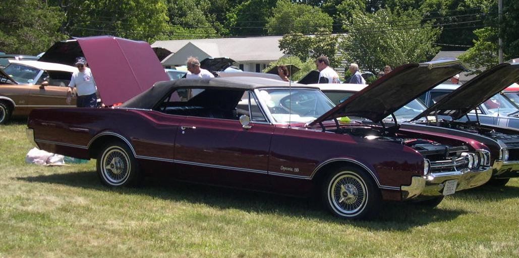 Oldsmobile Dynamic 88