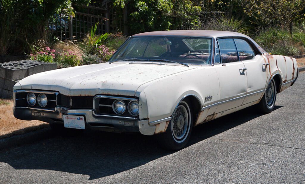 Oldsmobile Delmont 88 photo