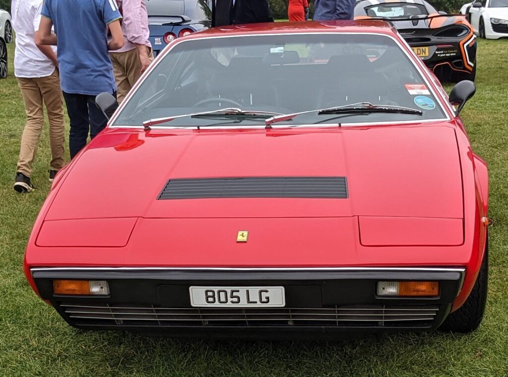 Ferrari 308 GT4 photo