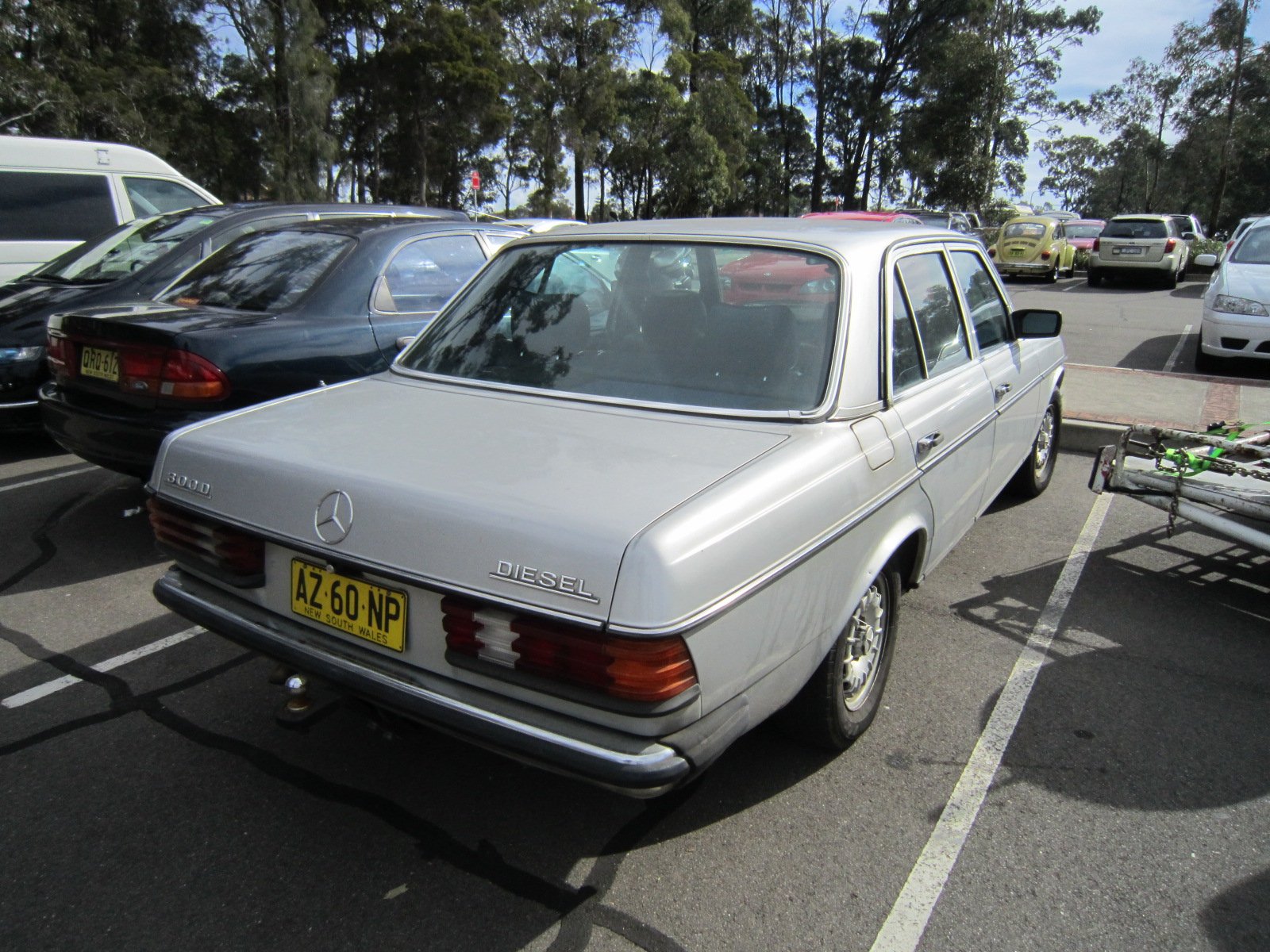 Mercedes-Benz 210 D
