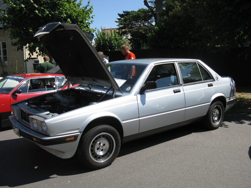 Maserati Biturbo 425 photo