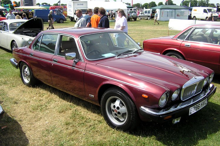 Daimler D Six