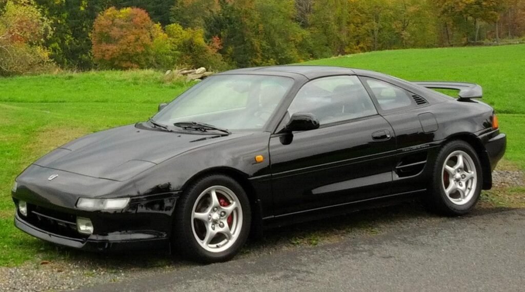 Toyota MR2 photo
