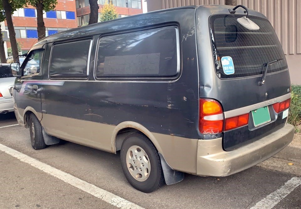 Kia Pregio photo