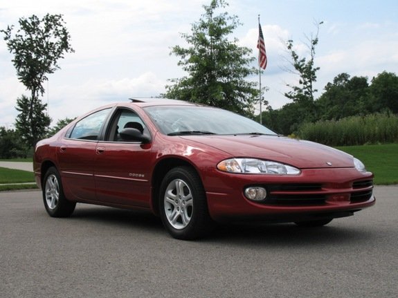 Chrysler Intrepid photo