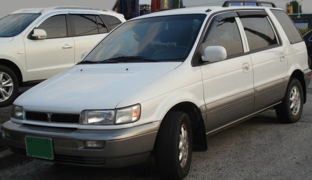 Hyundai Santamo photo