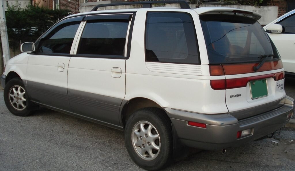 Hyundai Santamo photo