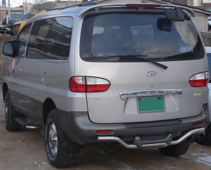 Hyundai i800