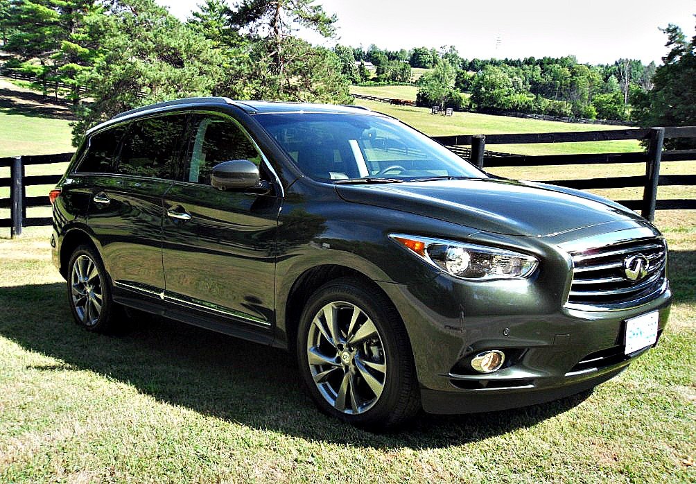 Infiniti JX35 photo