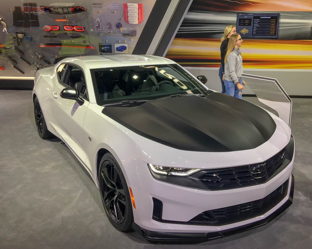 Chevrolet Camaro LT1 photo