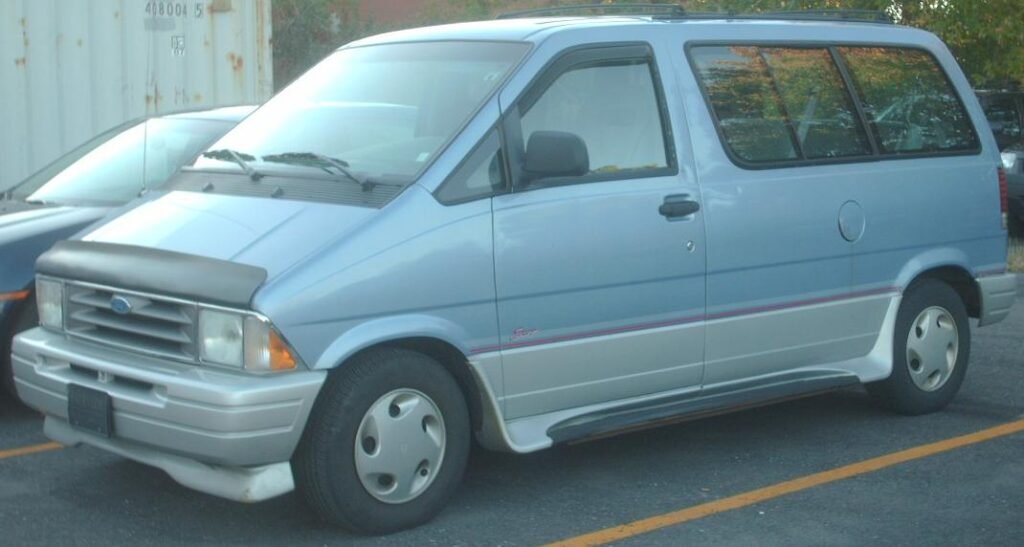 Ford Aerostar photo