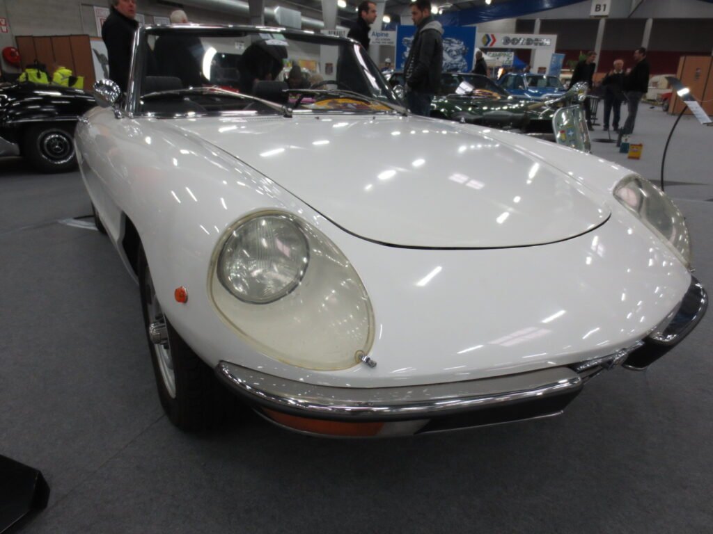 Alfa Romeo 1600 Spider Junior photo