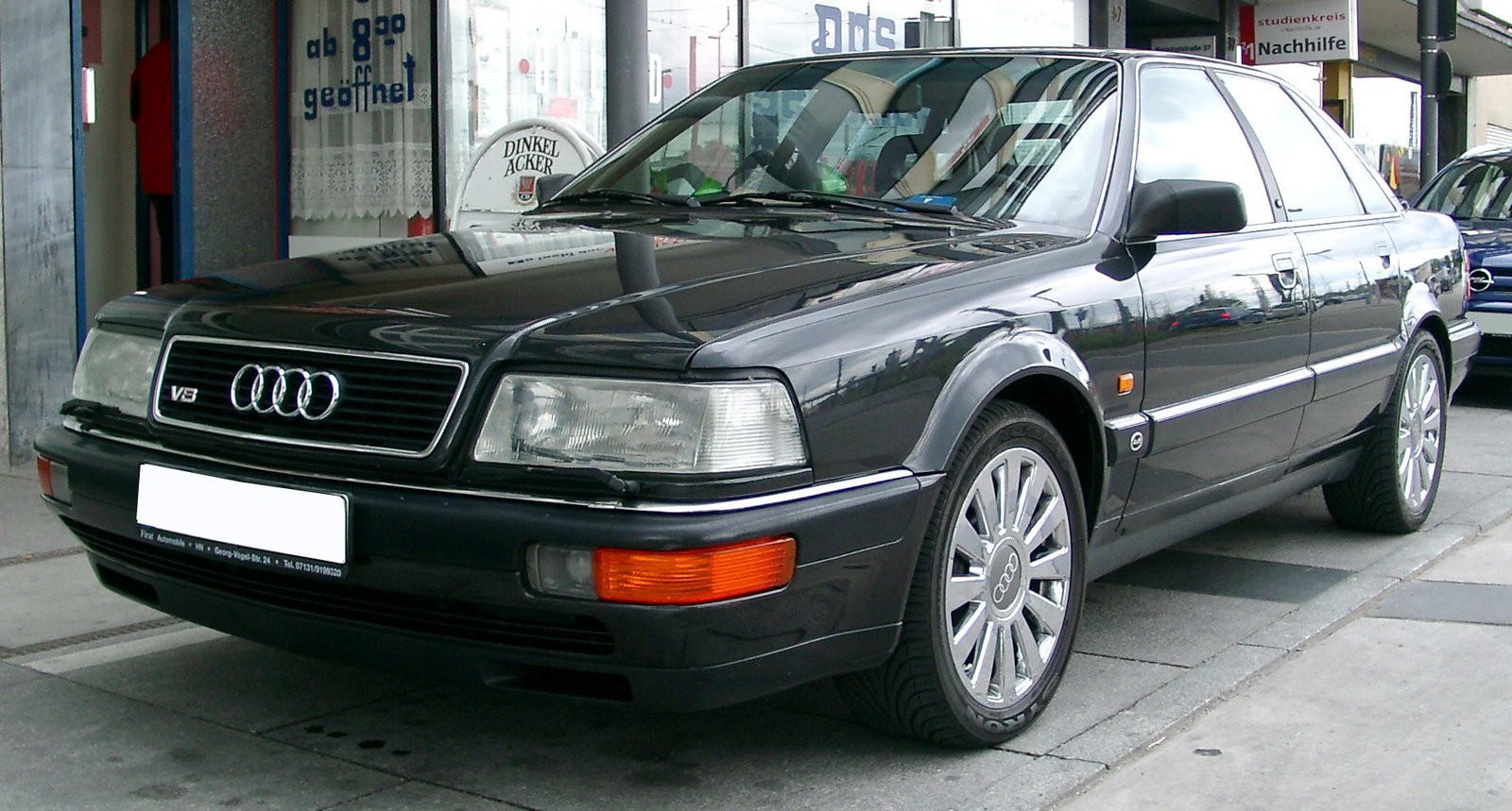 Audi V8