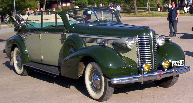 Buick Roadmaster photo