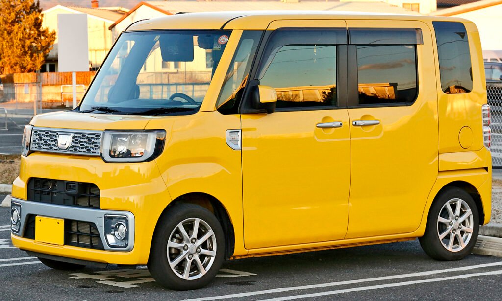 Daihatsu Wake photo