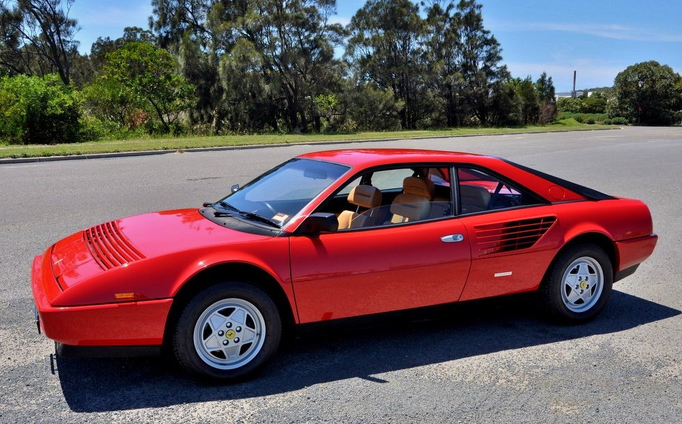 Ferrari Mondial photo