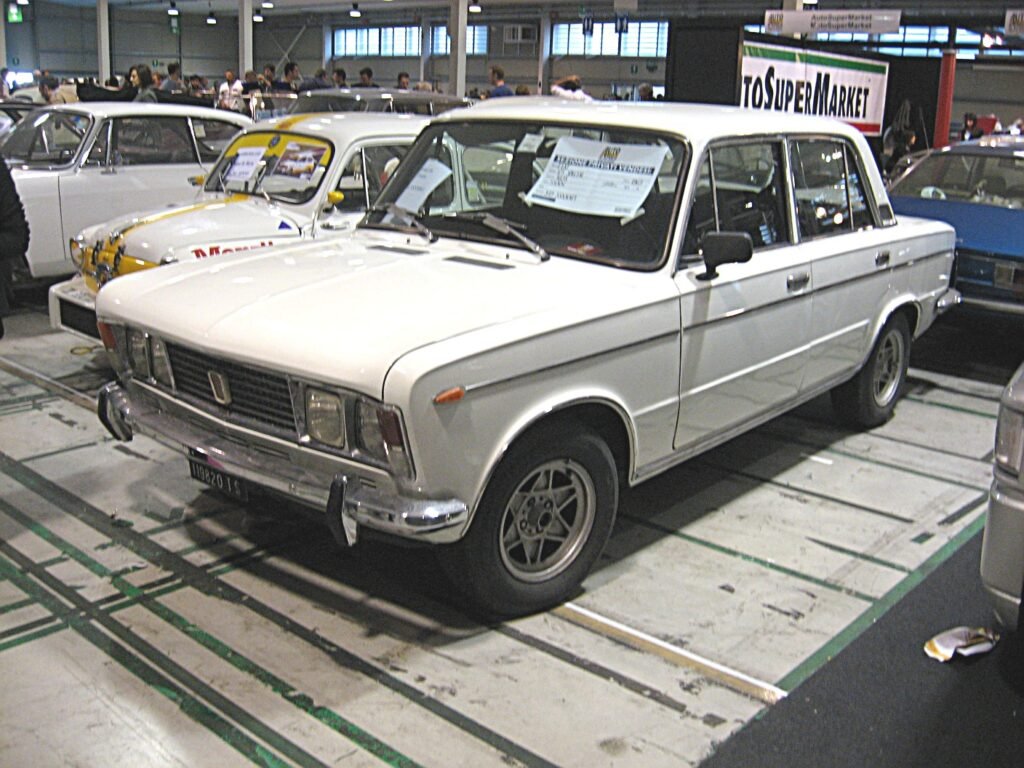 Fiat 125 photo