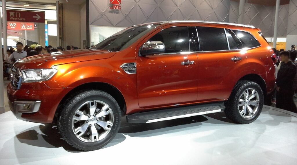 Ford Everest photo