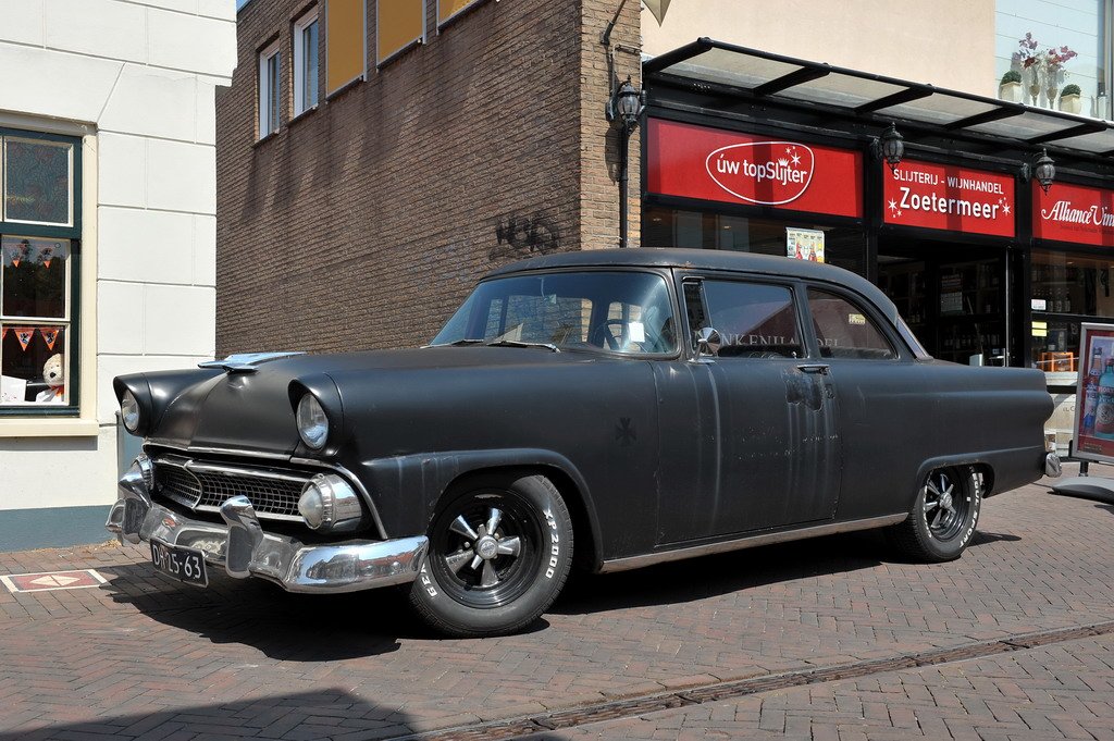 Ford Mainline photo
