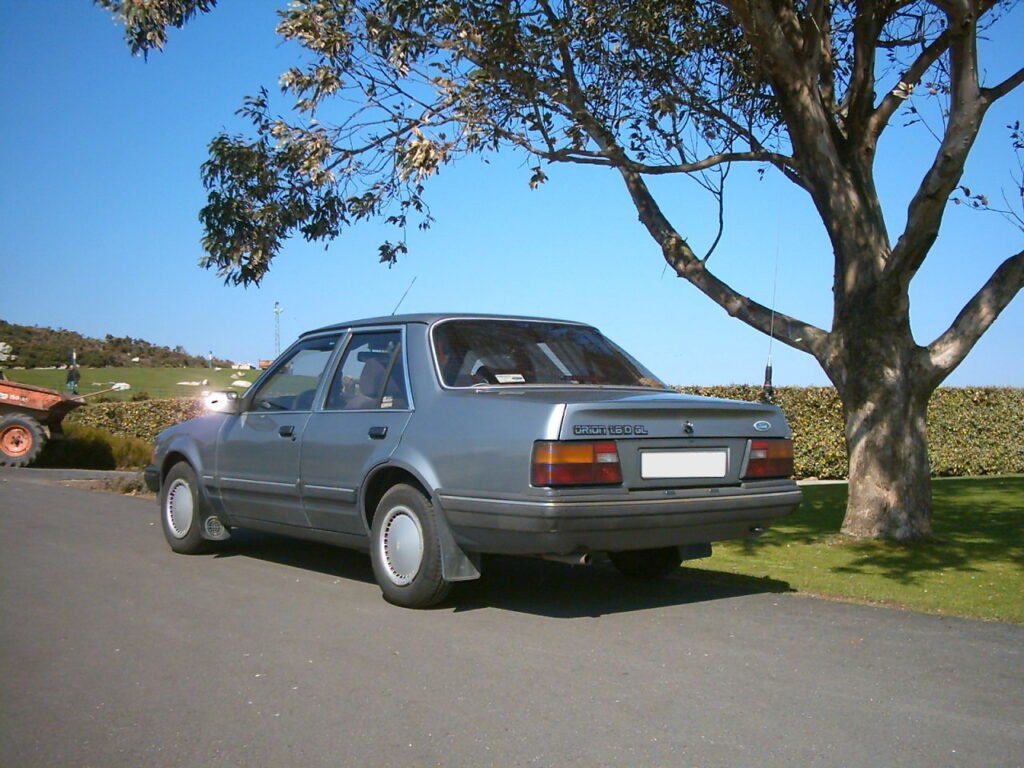 Ford Orion photo