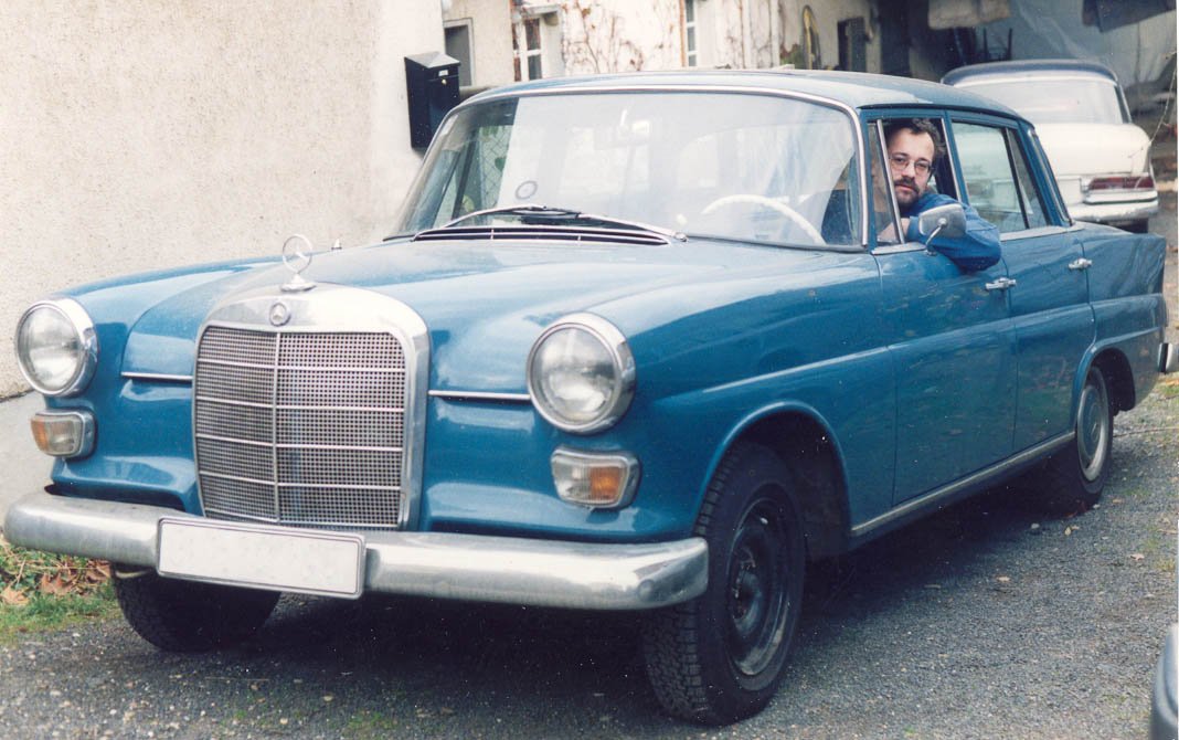 Mercedes-Benz 110
