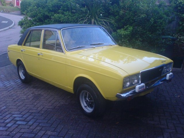 Hillman Hunter photo