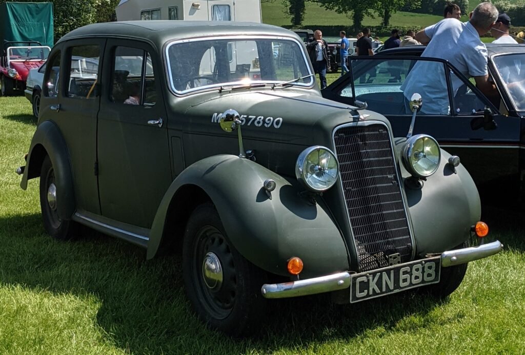 Hillman Minx photo