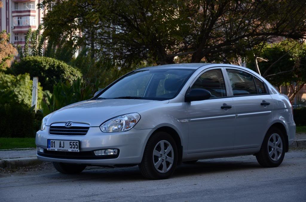 Hyundai Accent photo