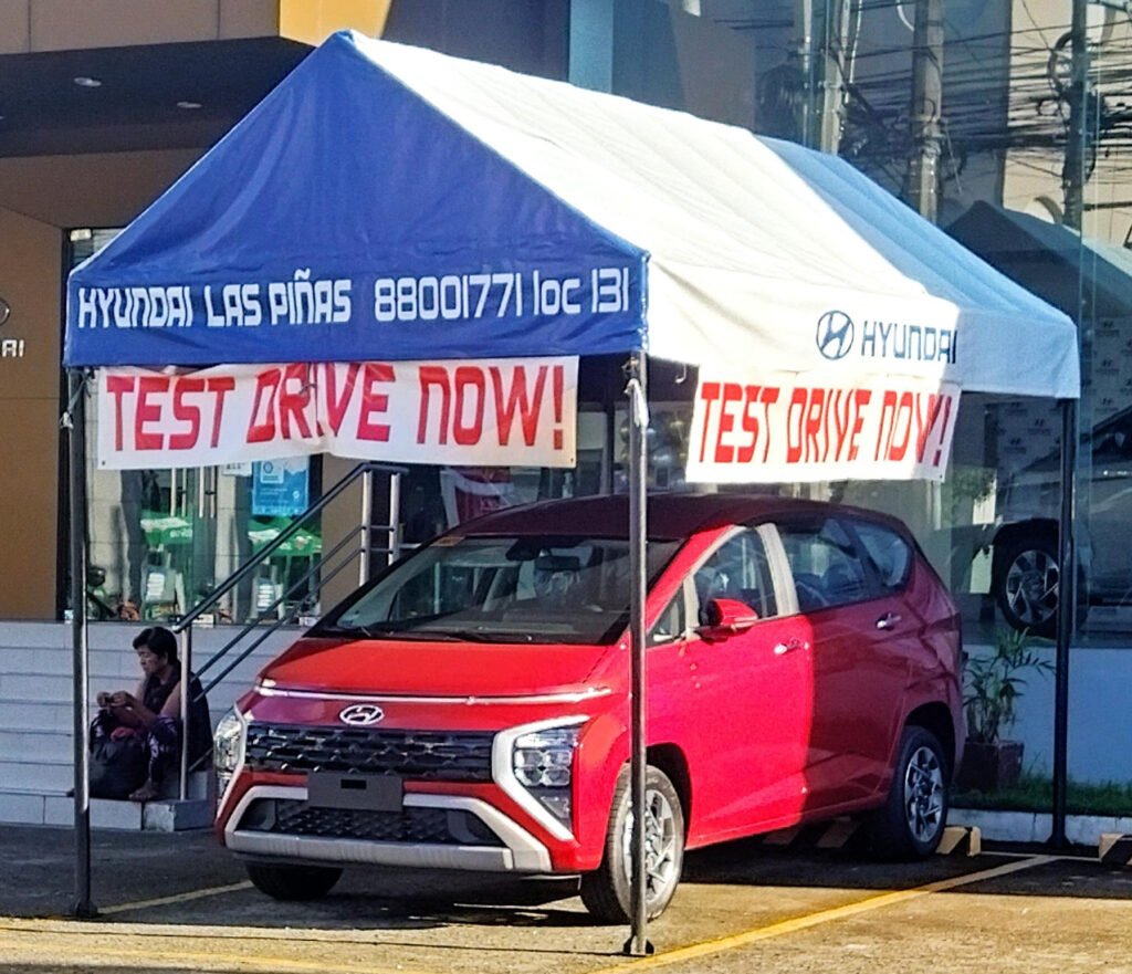 Hyundai Stargazer photo