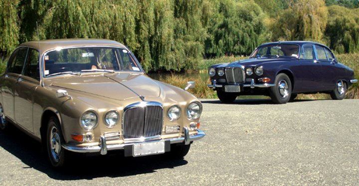 Jaguar 420 photo