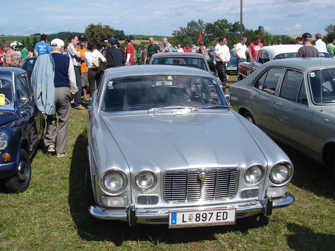 Jaguar XJ6