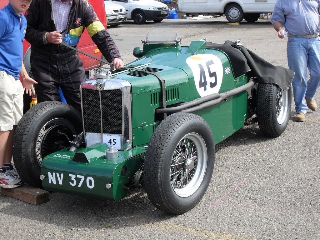 MG Q Type