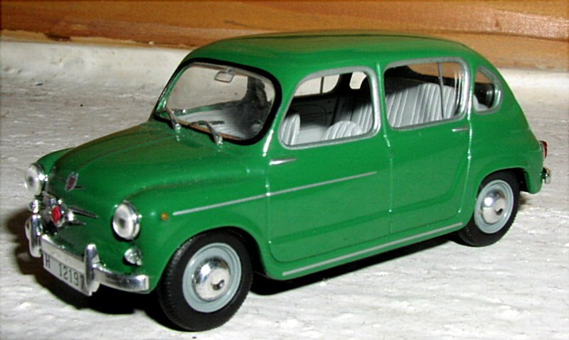 SEAT 800