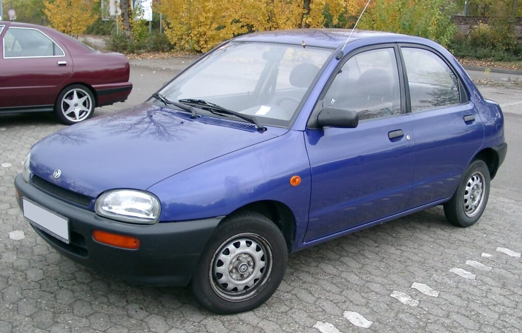 Mazda 121 photo